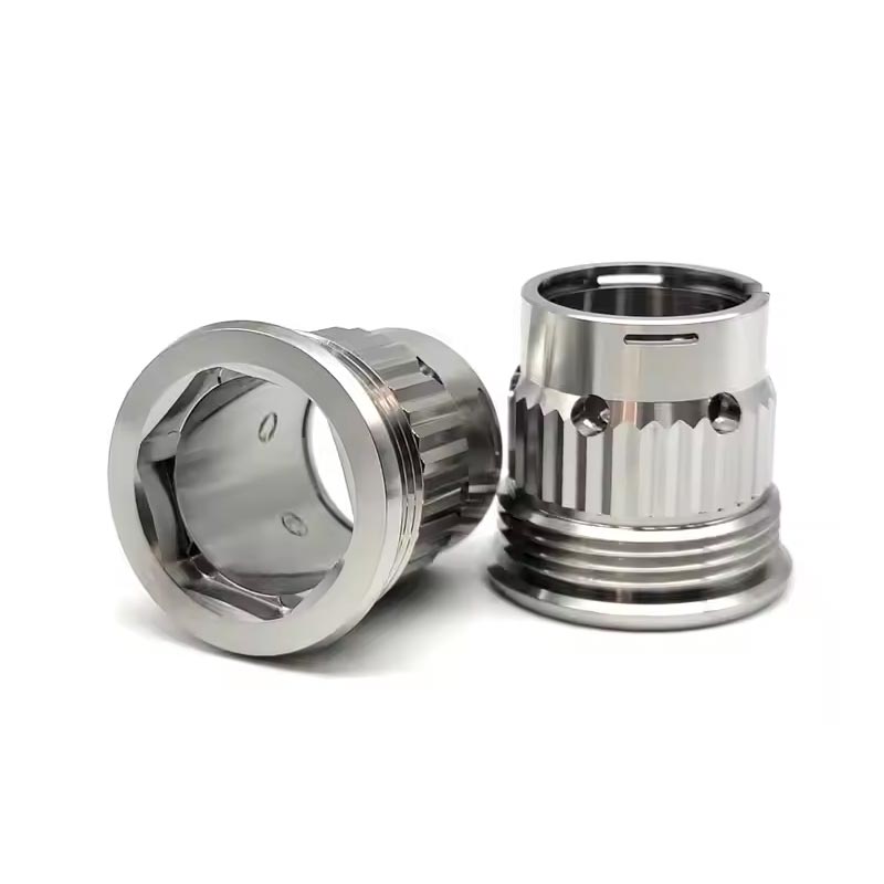 Mikä tekee mukautetusta CNC -koneistamisesta tarkkuuden valmistuksen tulevaisuuden?